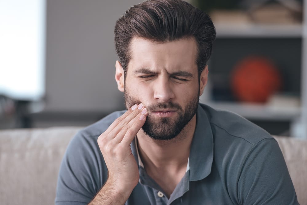 How to Choose Root Canal vs. Extraction Root Canal Vs. Tooth Extraction, Laraway Family Dentistry, The Woodlands Laraway Family Dentistry dentist in Conroe, TX Dr. Michael Laraway Dr. Joanna Laraway